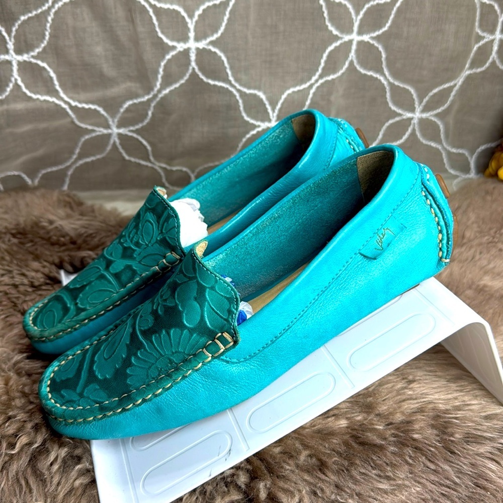 (S7) Velez Sophisticated leather‎ shoes, women's size 27/6.5 US
